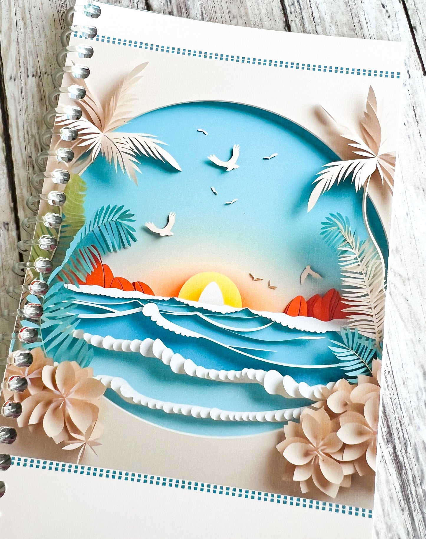 Ultimate Reusable Sticker Book for Creative Souls - 4x6 Inches of Artistic Sticker Collecting Bliss!